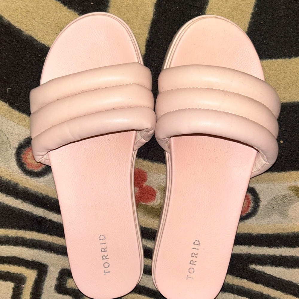 Tubular torrid slides